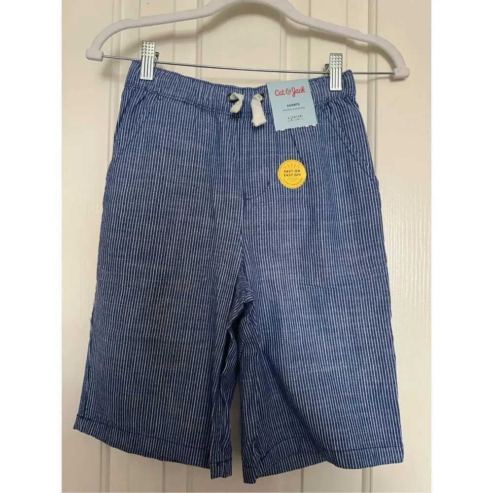 Cat and Jack white pin stripe chambray boys shorts with drawstring size L (12/14